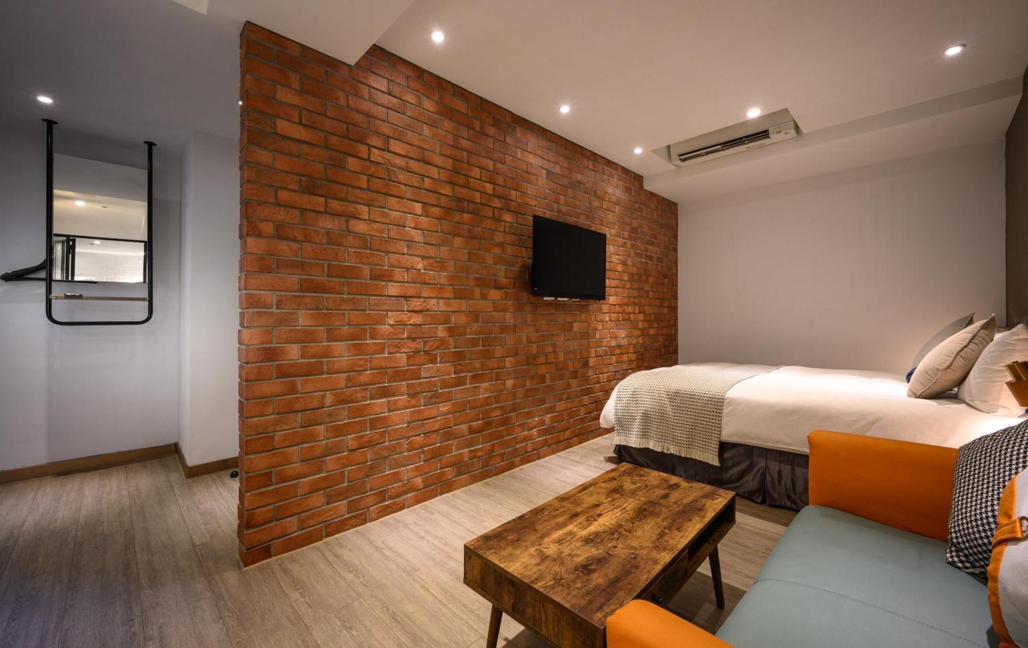 Hotel East Taichung Exterior photo