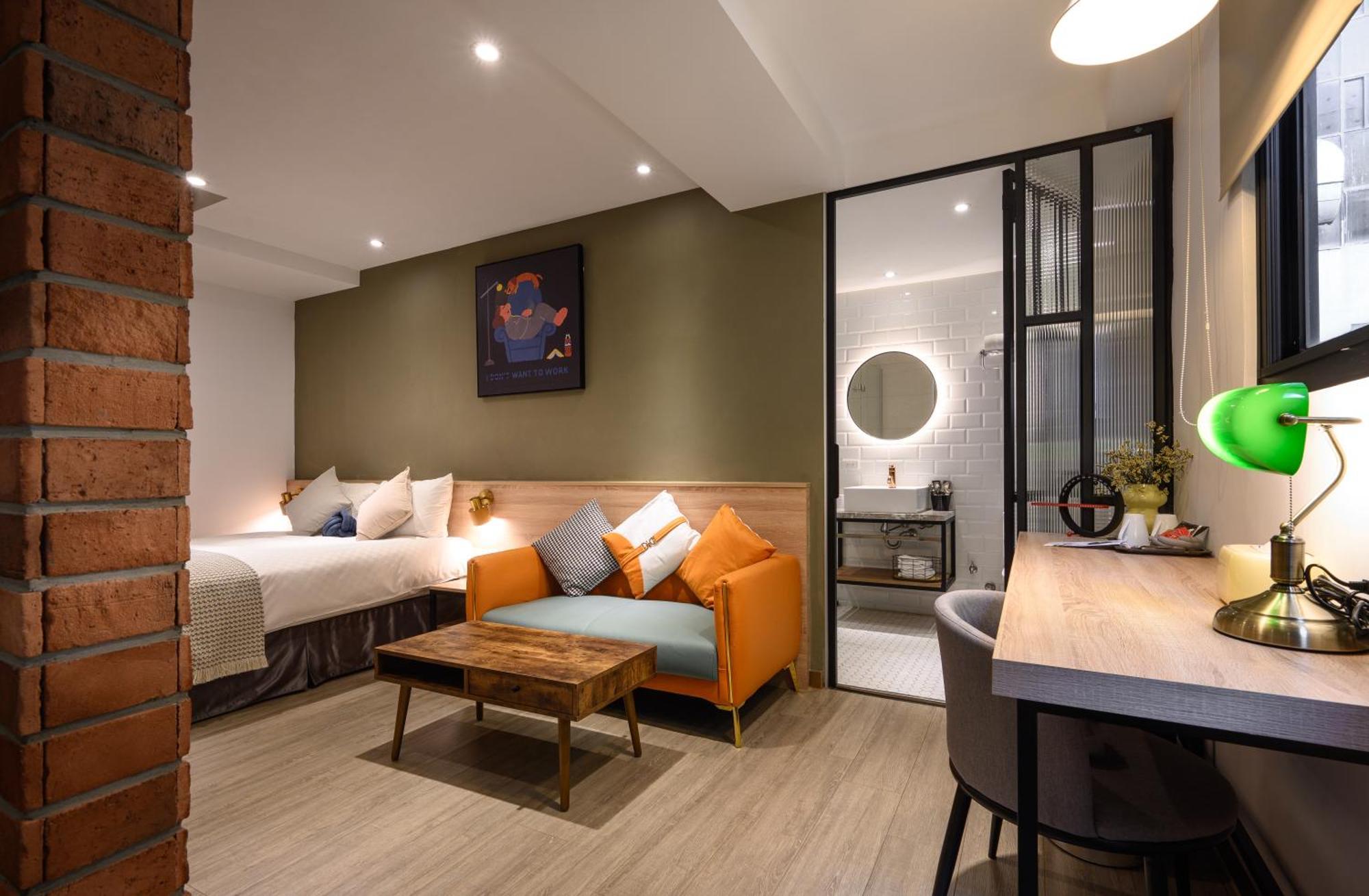 Hotel East Taichung Exterior photo